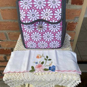 BUNDLE DAIZY Pink/White LUNCH BOX & White Napkin